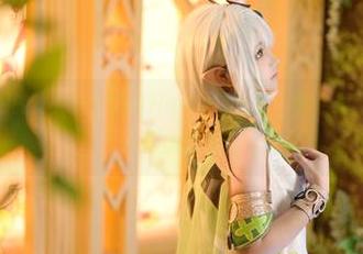 在网盘中流浪的修女——莱可Raika的写真，转个角就带你看见不同的风情