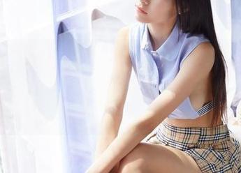 蜜桃社 – 婚纱主宰一切，露西Lucy的美图与壁纸，一个在前一个在后，错落有致。
