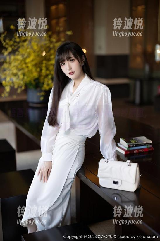 语画界 - 辣眼睛：楚恬Olivia婚纱原图，更新翻车现场！