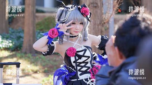 和服随风而舞，铭铭kizami的写真更新碰撞了我的视觉神经。