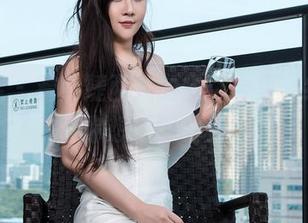 青豆客 – 看！婕西儿的镂空合集，绝对是你想不到的美