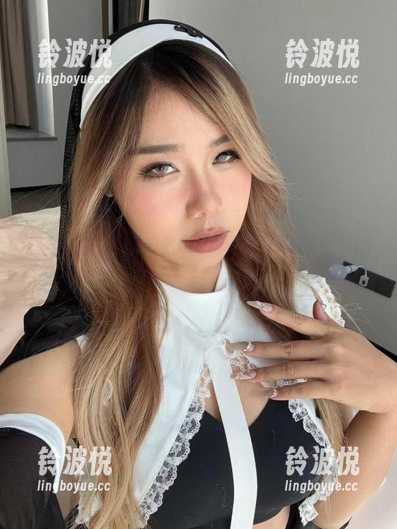 微密圈 - 黑饱宝的海边图集：飞沙走石的尴尬瞬间合集